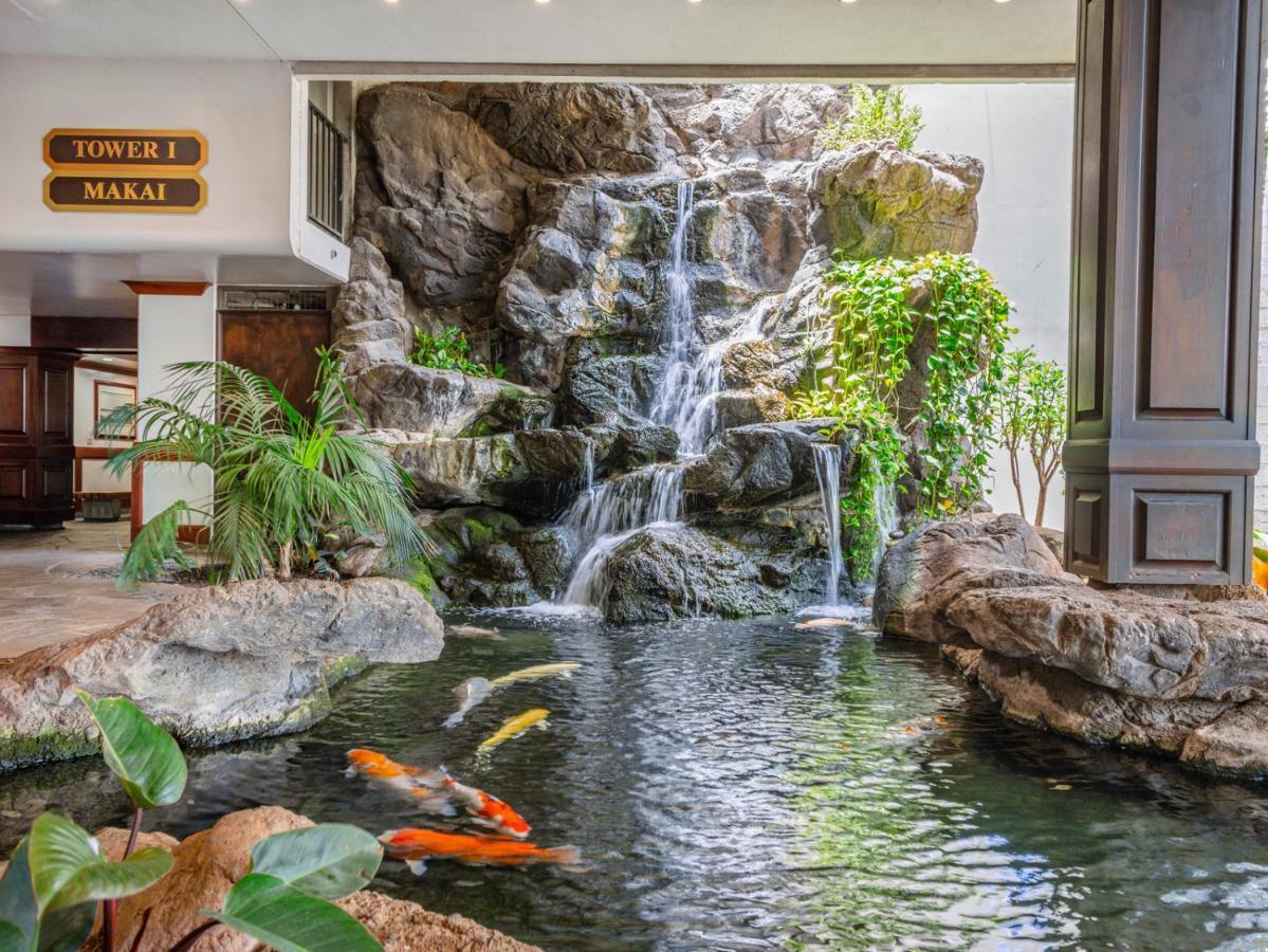 Ocean & Diamond Head Views - Near Beach - Parking! Honolulu Exterior photo