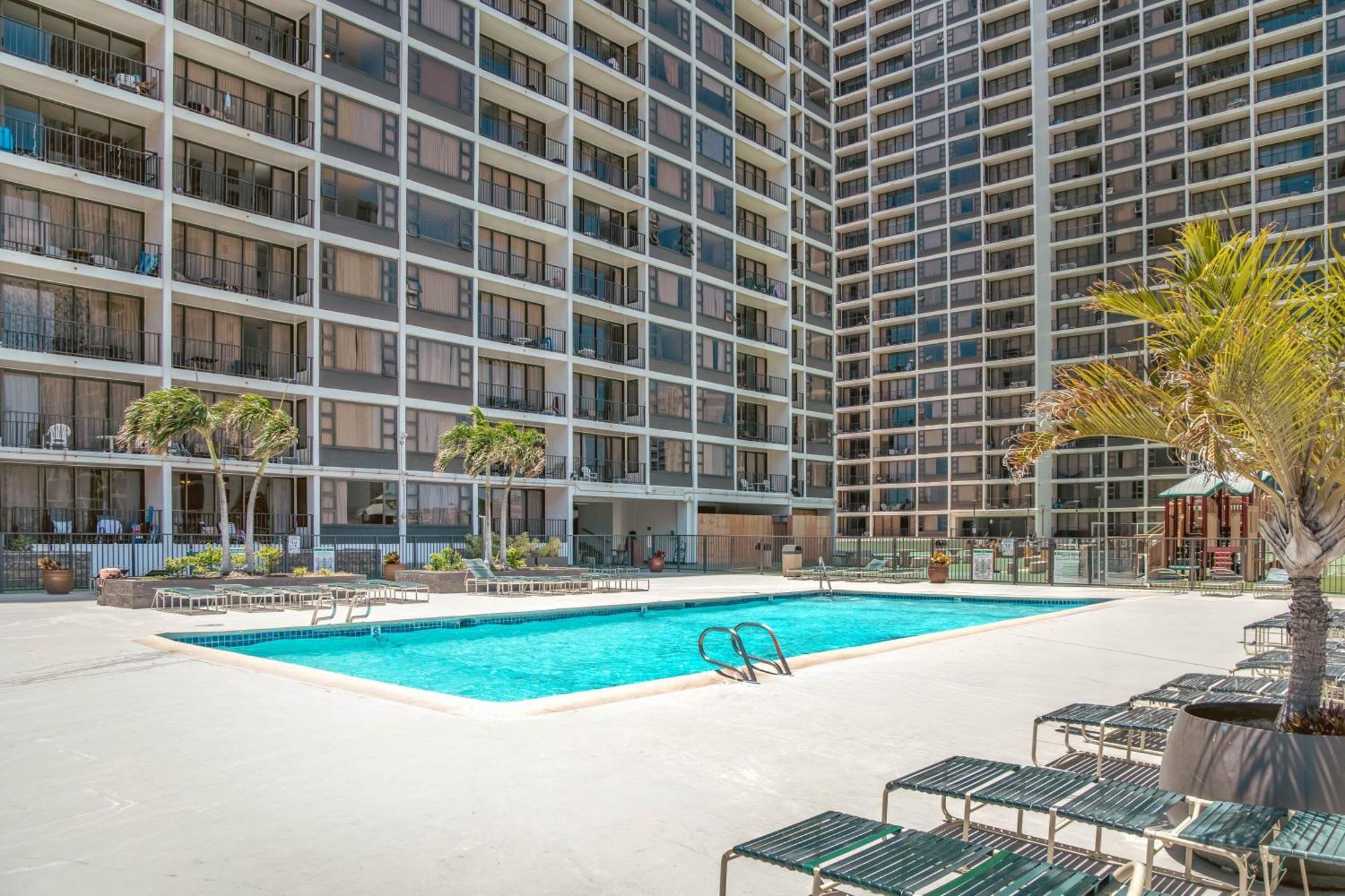 Ocean & Diamond Head Views - Near Beach - Parking! Honolulu Exterior photo