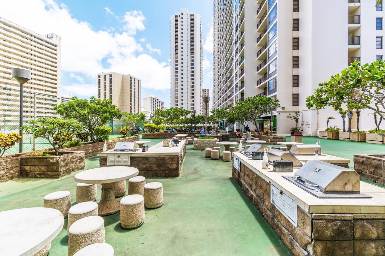 Ocean & Diamond Head Views - Near Beach - Parking! Honolulu Exterior photo